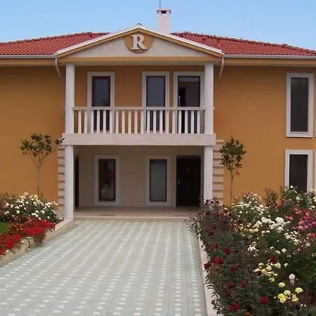 Semesterbostad Bg Club House